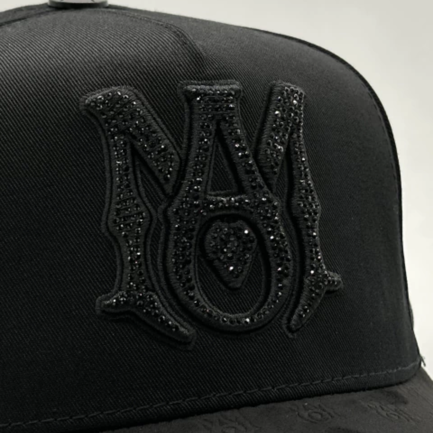 GORRA BIG BOSS // AMIRI CRISTAL TOTAL BLACK