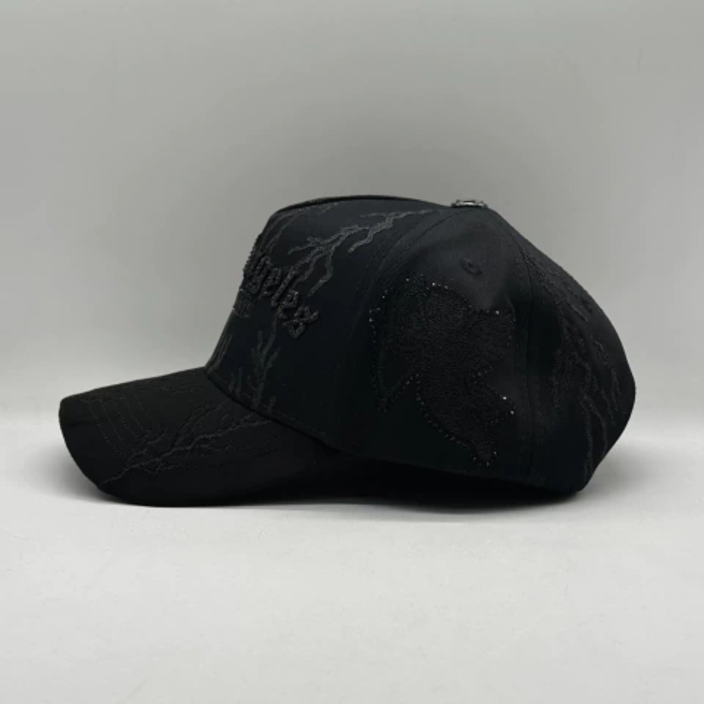 GORRA BIGG BOSS X KEVIN HATS // LOS ANGELES CRYSTALES