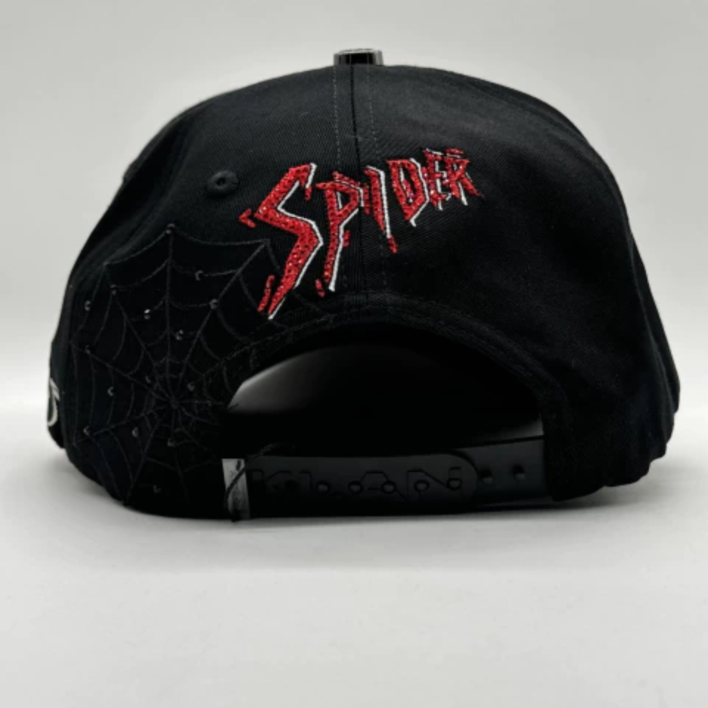 GORRA BIG BOSS // BLACK WIDOW RED