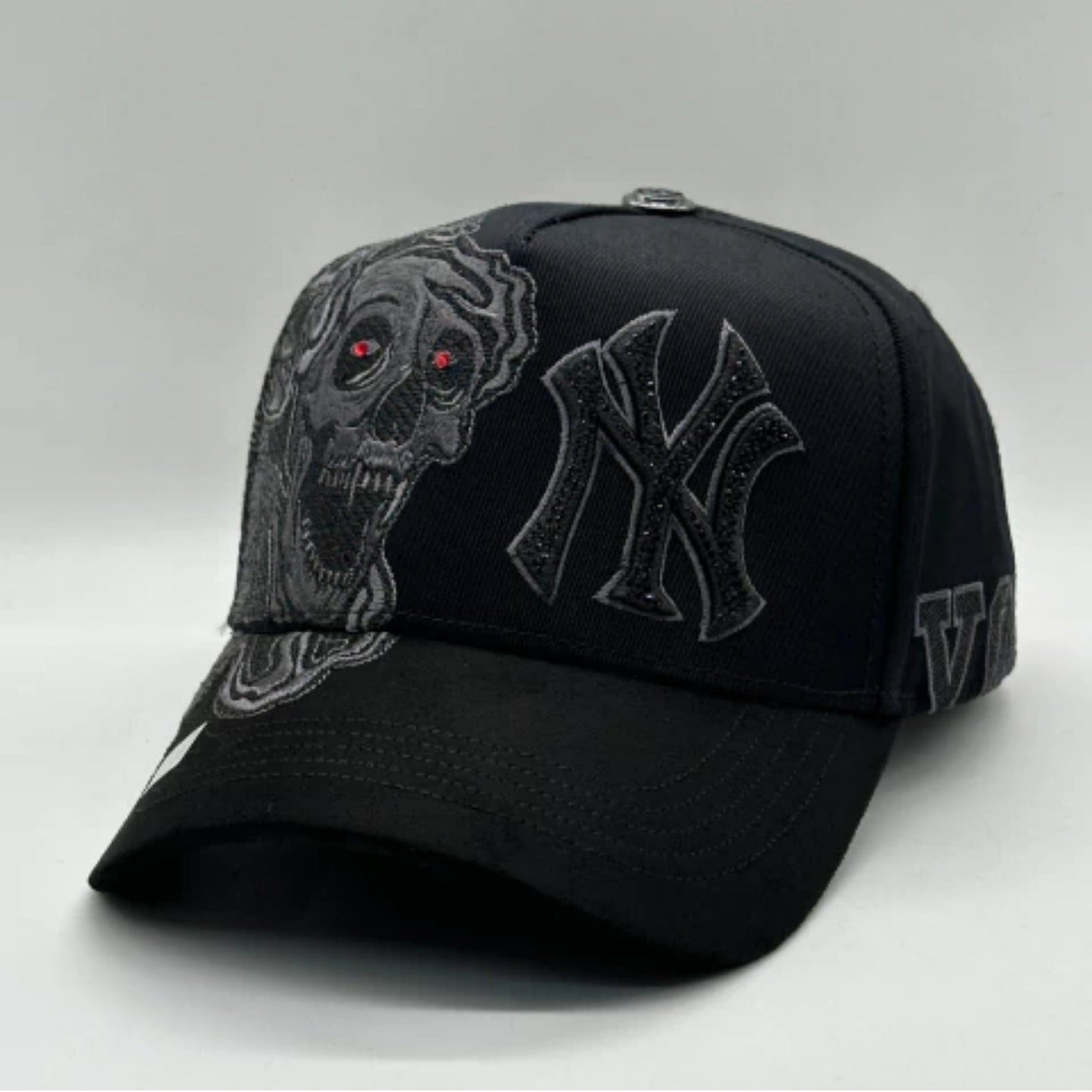 GORRA BIG BOSS // CALAVERAS BLACK