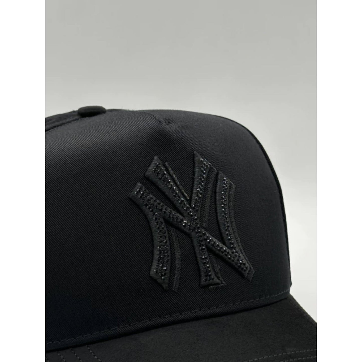 BIG BOSS//KEVIN HATS NY TOTAL BLACK